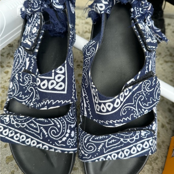 Arizona Love Sandals - Picture 2 of 4